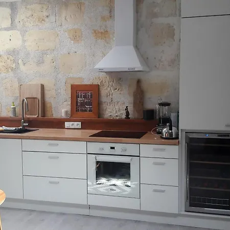 Lovely Jardin Public Apartment *